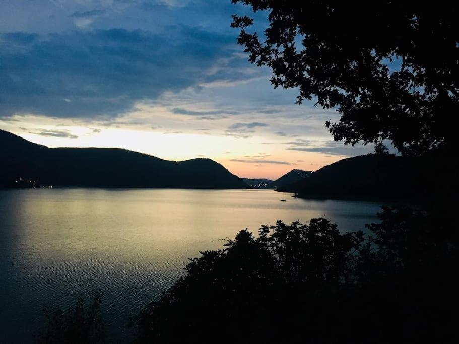 Casa Sul Lago Nonna Gio' Lejlighed Colle di Tora Eksteriør billede